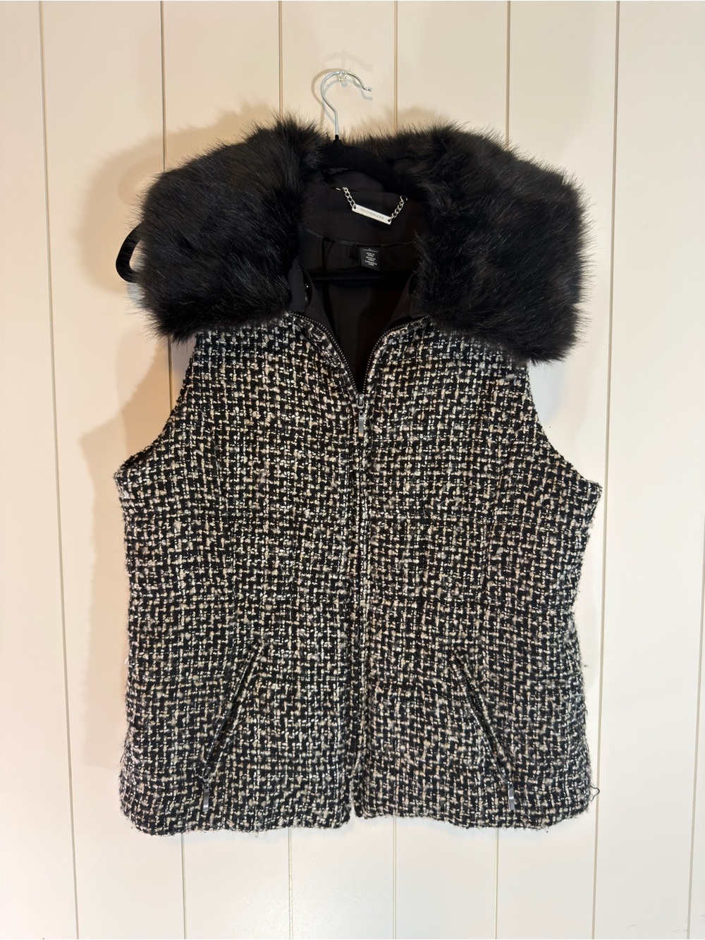 White House Black Market Black and White Tweed Vest with Faux Fur Trim
